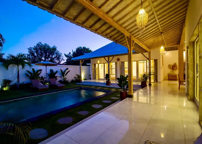 Villa Simple & Magical Praya Seminyak